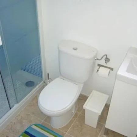 Appartement Charming, Sunny With Beautiful River View + Free Street Parking + Ac *